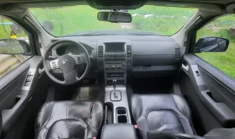 Nissan Pathfinder 2006 Автомобиль марки NISSAN модель Pathfinder 2006 г.в. VIN-номер VSKJVWR51U0135552 Смоленская область, г. Рославль, 16-й микрорайон, д.22.