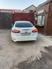 Автомобиль Ford Mondeo 2012 года, VIN X9FDXXEEBDCG86389. Заводится. Требуется капитальный ремонт двигателя, коробки передач, замена гидравлики руля, троса ручного тормоза, система АБС вышла из строя, ржавчина по всему кузову, полностью выцвела краска на крыше и на дверях. Находится в Астрахани…