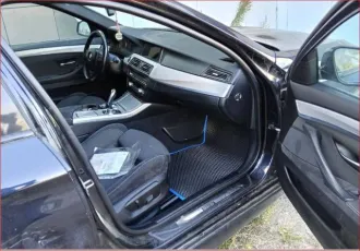 BMW 5 Series 2014 года, 184 лс, АКПП. Идентификационный номер – X4X5A39410D880034. Тип ТС – легковой, год изготовления – 2014. Номер кузова – X4X5A39410D880034, цвет кузова – черный. Мощность двигателя – 184 л.с. (135 кВт).