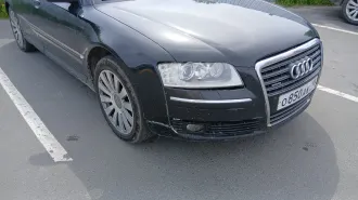 Audi A8 2007 года выпуска, VIN WAUZZZ4E77N013538.