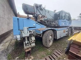 Кран самоходный Komatsu LW250-5, зав. № (рамы): L003-50094, 2006 г.в., цвет: синий, серый, документы (СОМ, ПСМ): в наличии, состояние: нерабочий, разукомплектован.