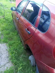 Lada Kalina 2009 года, VIN XTA11193090091081, пробег 164 000 км, цвет серебристо-красный. Состояние неудовлетворительное.