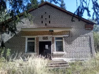 Земельный участок 2000 кв.м и административное здание 125,7 кв.м, Смоленская область Земельный участок площадью 2000 кв.м, с кадастровым номером 67:23:0010206:82, с расположенным на нем объектом недвижимого имущества - административное здание с кадастровым номером 67:23:0010206:140, по адресу…