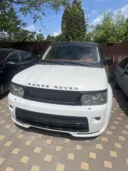 Land Rover Range Rover Sport 2011, цвет белый, VIN: SALLSAAE4BA290252, визуально без повреждений, лобовое стекло целое, лкп визуально без повреждений, коррозия металла отсутствует, пороги и дно цело. Ключи переданы на ответственное хранение, не заводится со слов должника проблема с генератором…