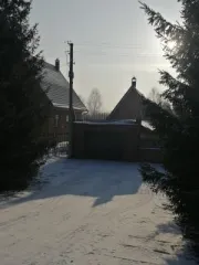 Индивидуальный жилой дом общей площадью 244,4 кв.м, этажей -3, кадастровый номер 42:09:0201003:1477 на земельном участке общей площадью 1508+/-8,66 кв.м, кадастровый номер 42:09:0201005:16, адрес объекта: Кемеровская область, Новокузнецкий район, с. Атаманово, ул. Центральная, д. 218.
