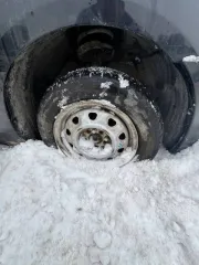 Mazda 3, 2003, Mazda 3 2003 года, 105 лс, АКПП, Mazda 3 2003 года, 105 лс, АКПП, «МАЗДА 3» 2006 года выпуска, VIN: JMZBK12Z571557020. ТС б/у, возможно наличие скрытых дефектов. Автомобиль не на ходу, проблемы с АКПП. Узнать пробег нет возможности.