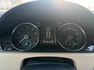 Volkswagen Passat CC 2013, автомобиль марки VOLKSWAGEN модель PASSAT CC 2013 г.в. VIN-номер WVWZZZ3CZDE569899 г Сургут ул Игоря Киртбая д.29/2 тел 8937 169 1557 Артур