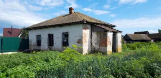 Земельный участок 100 кв.м и здание конторы 54,7 кв.м, Воронежская область, Аннинский район, с. Архангельское, ул. Трудовая, д. 5 а. Кадастровый номер: 36:01:0050014:64 | 36:01:0050001:28. Количество подземных этажей: 0. Количество этажей: 1. Общая площадь: 54.7.