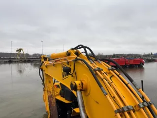 Колесный экскаватор JS160W (заводской №1421674, ГРЗ 4627СН66) транспортное средство