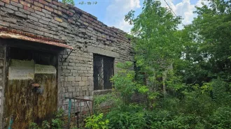 Нежилое здание по адресу: г. Уфа, ул. Фурманова, д. 39, с кадастровым номером 02:55:020428:20, площадью 74,2 кв.м. Право аренды земельного участка с кадастровым номером 02:55:020432:335, площадью 8147,00 кв.м., категория земель: земли населенных пунктов, вид разрешенного использования: для…