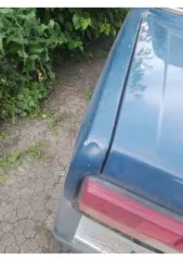 ВАЗ 2107, 2008 года, мощность 72,7 л.с., пробег 67846 км. Автомобиль на ходу. Требуется ремонт коробки передач. Имеется ржавчина, потрескалась краска, вмятина задней двери. Фактическое состояние транспортного средства определяется при осмотре. Все риски, связанные с неознакомлением с имуществом…