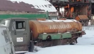 Автозаправка, Бензоколонка КР-40, Резервуар 50МЗ АЗС, Автогараж в с. Шляпники, МТФ №1 с. Шляпники, МТФ №2 с. Шляпники. Право собственности на объекты недвижимости не оформлено, документы отсутствуют. С имуществом можно ознакомиться по предварительно согласованию по тел. 89027125511 или подав заявку…