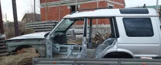 Land Rover Discovery II, 1999 года выпуска, демонтированный битый кузов и рама легкового универсала серебристого цвета, VIN SALLTGM94XA223020, ГРЗ Р783КХ761, ПТС 61 УМ 044560, СТС 99 28 780566.
