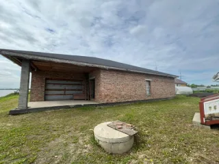 Земельный участок 1081 кв.м, Омская область. Имущественный комплекс, состоящий из: Земельного участка, кадастровый номер: 55:20:220101:7365; виды разрешенного использования объекта недвижимости: индивидуальное жилищное строительство; адрес: Омская область, р-н Омский, с Троицкое, ул. О. Кошевого…