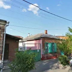 Здание Жилое площадью 51,4 кв.м. кадастровый номер: 23:43:0303053:195
Российская Федерация, Краснодарский край, г. Краснодар, Центральный округ, ул. им. Чапаева, д. 119