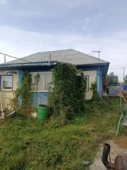 Дом блокированной застройки, площадью: 53,6 кв.м. с кадастровым номером: 45:08:012601:1006, расположенный на земельном участке, площадью: 1 174 кв.м., с кадастровым номером: 45:08:012601:1844; адрес: Российская Федерация, Курганская обл., Кетовский р-он., с. Большое Чаусово, ул. Советская, д. 91…