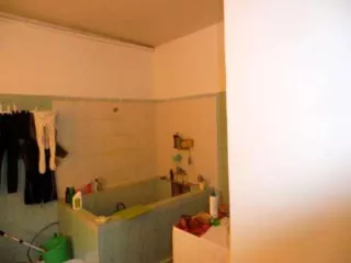 Жилой дом, кад. №23:07:0301010:202, об. пл. 463,8 кв. м, этажность 2; 
Земельный участок (земли населенных пунктов), кад. №23:07:0301010:0007, об. пл. 1167 кв.м 
По адресу: Краснодарский край, Динской район, п. Южный. ул. Мира, д. 47
Ипотека