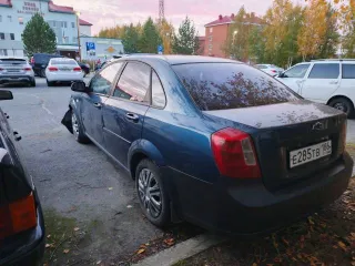 Chevrolet Lacetti, 2008, 94 лс, 240 000 км. Обременения и судебные споры отсутствуют.