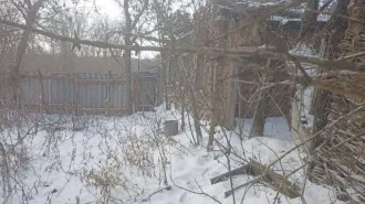 1/5 доля жилого здания 26 кв.м и 1/5 доля земельного участка 1500 кв.м Волгоградская обл, кадастровый номер: 34:06:110004:869 и 1/5 доля в праве на земельный участок, площадь: 1 500кв.м., категория земель: Земли населенных пунктов, разрешенное использование: Для ведения личного подсобного…