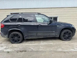BMW X5 4.8I, 2007. Автомобиль BMW X5: марка BMW, модель X5 4.8I, 2007 г.в., цвет черный, идентификационный номер (VIN, рамы, номер кузова) 4USFE83547LY66787.