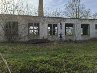 Нежилое здание котельной, 117,4 кв.м, Брянская область, с кадастровым номером 32:10:0250701:547, общей площадью 117,4 кв.м, расположенное на земельном участке с кадастровым номером 32:10:0250701:565, общей площадью 420 кв.м, количество этажей -1, назначение: нежилое, категория земель – земли…
