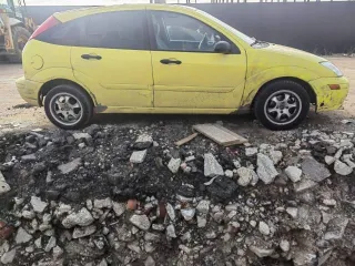 Ford Focus 2003 года, 131 лс, 250000 км, АКПП, легковой автомобиль, марка: Ford, модель: Focus, год изготовления: 2003 г.в., VIN: 3FAFP37363R173104.