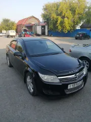 Автомобиль OPEL ASTRA, 2007 года выпуска, идентификационный номер (VIN) W0L0AHL698G014878, цвет черный.