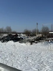 Лом черных металлов 32,6 т. Состоит из металлических труб, газовых плит, дорожных знаков со стойками и дорожных ограждений.