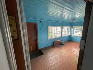 Дом 58,4 м² и участок 1118 м² в Красноярском крае. Земельный участок площадью 1118 м², с кадастровым номером 24:14:2801020:5, с одноэтажным жилым домом площадью 58,4 м², с кадастровым номером 24:14:2801020:130, расположенные по адресу: Красноярский край, Идринский район, село Идринское, улица…
