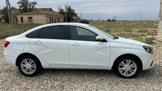 LADA VESTA 2017, VIN XTAGFL330JY142768, 2017 года выпуска, цвет белый. С имуществом, являющимся предметом торгов, можно ознакомиться, направив предварительный запрос по адресу электронной почты: kobzeva.elena.128@mail.ru