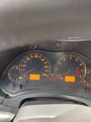 Toyota Avensis 2003 года выпуска, VIN SB1BR56L30E020702