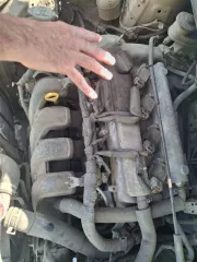 Toyota Vitz 2001 года, розового цвета. Государственный номер К260ВМ138. Модель двигателя 1SZ, номер двигателя 0778413. Номер кузова SCP10 3258191. Мощность 70 л.с. (51 кВт), объем 997 куб. см, бензиновый двигатель. Разрешенная максимальная масса 1145 кг, масса без нагрузки 870 кг. Производитель…