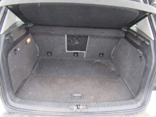 Volkswagen Tiguan, 2011 года выпуска, 150 л.с., пробег 161097 км. Автомобиль легковой, марка: Volkswagen, модель: Tiguan, VIN: XW8ZZZ5NZBG111785, гос. рег. номер: Н304ОС702, год изготовления: 2011.