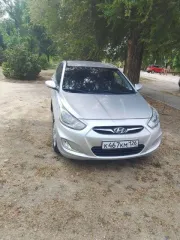 Hyundai Solaris 2013 года, 123 лс, 178020 км, легковой комби (хэтчбек), марка: Хендэ, модель: Солярис, год изготовления: 2013 г.в., цвет: серебристый, VIN: Z94CT51DBDR072521, ПТС: 39 РН 123049, г/н: К467КМ126