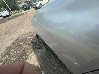 Toyota Corolla 2003 года выпуска, серый цвет. Номер кузова: NZE121-3178012, государственный регистрационный знак: М376ЕТ03. VIN отсутствует.