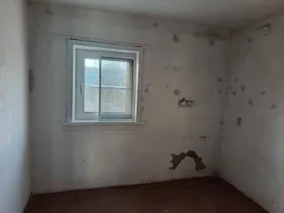 Дом 49.3 кв.м и участок 2142 кв.м, д. Ургун, Новосибирская обл. - земельный участок с кадастровым номером 54:07:043701:24, площадью 2142 +/- 30, местоположение д. Ургун, ул. Заречная, д. 6а; - жилой дом с кадастровым номером 54:07:043701:35, площадью 49.3 кв.м., местоположение д. Ургун, ул…