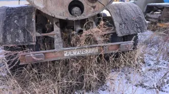 Полуприцеп битумовоз 2001 года выпуска, государственный регистрационный знак АА7063 75RUS. Среднее неудовлетворительное состояние. Требует восстановления и проведения капитального ремонта основных агрегатов и узлов. Требует доукомплектации. Восстановление значительно затратно. Внешний вид…