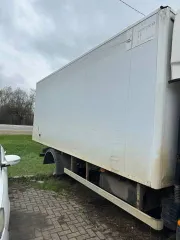 Мицубиши Фуссо Кантер FE85DG 2013 года, VIN: Z9MFE85DGBG005062, госномер: А800ТО23. Автомобиль не на ходу. Техническое состояние: коробка хрустит, тормозов нет, аккумуляторов нет, разукомплектован. ПТС отсутствует.