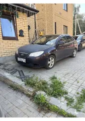 Hyundai Elantra 2008, 122 лс, 346057 км, АКПП. Автомобиль легковой, марка: HYUNDAI, модель: ELANTRA, VIN: KMHDU41BP8U492404, год изготовления: 2008.