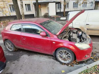 Kia Ceed 2008 Легковой автомобиль Kia Ceed, VIN XWEFF233390000444, 2008 г.в., цвет вишневый. С имуществом можно познакомиться по предварительной договоренности с организатором торгов по номеру 8-983-237-9223.