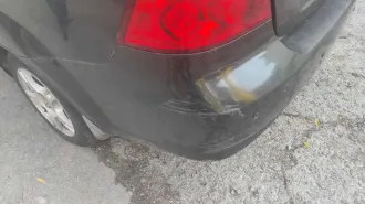 Chevrolet Aveo, 2007. Транспортное средство: Шевроле Авео, ГРЗ В145ХВ82, 2007 года выпуска, идентификационный номер KL1SF69YE8B093395, цвет: черный, мощность двигателя 63,3 (86) кВт (л.с.). Транспортное средство на ходу, по кузову имеются царапины. Машина стоит по адресу: г. Ялта, ул. Батурина, д…