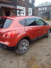 Nissan Qashqai 2007, автомобиль марки Nissan Qashqai 2.0 TEKNA PACK, цвет темно-красный, год выпуска 2007, модель, № двигателя: MR20 283371А, шасси отсутствует, кузов: SJNFBNJ10U1015692, идентификационный номер (VIN): SJNFBNJ10U1015692