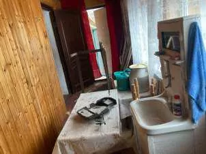 Жилой дом, площадью 56 кв.м, с кадастровым номером 09:09:0150103:324, и 
Земельный участок общей площадью 847 +/- 10 кв. м с кадастровым номером 09:09:0150102:32, 
Расположенного по адресу: Российская Федерация, Карачаево-Черкесская Республика, р-н Карачаевский, аул Нижняя Теберда, ул…