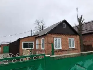 Жилой дом с пристройками, общая площадь 59,6 кв.м, кадастровый номер 23:16:1004001:445, расположен по адресу: Краснодарский край, Курганинский район, с. Урмия, ул. Почтовая, д. 99. Земельный участок категории земли населенных пунктов, разрешенное использование для ведения личного подсобного…