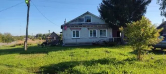 Доля дома 59.4 кв.м и участка 1600 кв.м в Нижегородской области. В собственности 1/2 доля жилого дома и 1/2 доля земельного участка, а также дополнительно 1/2 доля земельного участка. Общая площадь участка 1600 кв.м. Адрес: Россия, Нижегородская обл., Лукояновский р-н, с. Большое Мамлеево, ул…