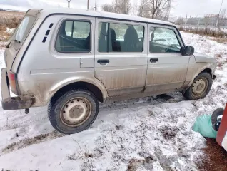 Lada 213100 Lada 4x4, 2017, легковой автомобиль, год выпуска: 2017, (VIN): XTA213100J0192086. Легковой автомобиль, Lada 213100 Lada 4x4, год выпуска: 2017, идентификационный номер (VIN): XTA213100J0192086. Имущество находится в залоге у ООО ПКО "АБК".