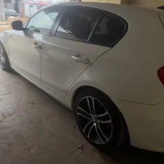 BMW 116I, 2011, VIN WBAUE11040E622690, цвет белый. Ознакомление с имуществом возможно по месту расположения: Республика Крым, р-н Красногвардейский, с. Карповка, ул. Восточная, д. 15, предварительно согласовав дату и время осмотра с должником-Насрудиновой Н.В. по телефону +79855553121…