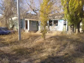 Нежилое здание 171,4 кв.м и земельный участок 1335 кв.м, Волгоградская область Нежилое здание, расположенное на земельном участке Нежилое здание, общей площадью 171,4 кв.м., с кадастровым номером 34:16:020003:67 и земельный участок общей площадью 1335,0 кв.м., с кадастровым номером 34:16:020003:34…