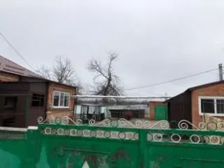 Жилой дом с пристройками, общая площадь 59,6 кв.м, кадастровый номер 23:16:1004001:445, расположен по адресу: Краснодарский край, Курганинский район, с. Урмия, ул. Почтовая, д. 99. Земельный участок категории земли населенных пунктов, разрешенное использование для ведения личного подсобного…