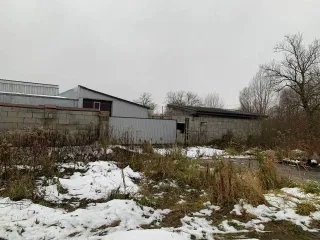 Здание 7858,3 кв.м и земельный участок 13650 кв.м в Калининградской области, Гурьевский район, поселок Поддубное, улица Лесная, дом 1. Земельный участок кадастровый номер 39:03:090910:24, площадь 13650 кв.м, категория земель: земли населенных пунктов, вид разрешенного использования: для…